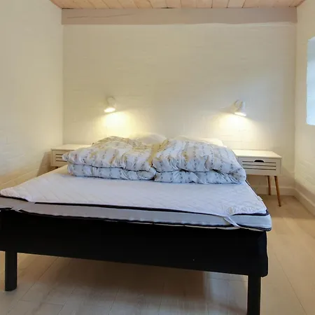 度假居 Naili - 3-1km From The Sea By Interhome *