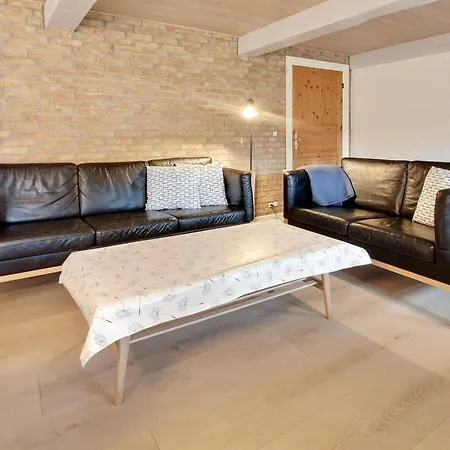 度假居 Naili - 3-1km From The Sea By Interhome